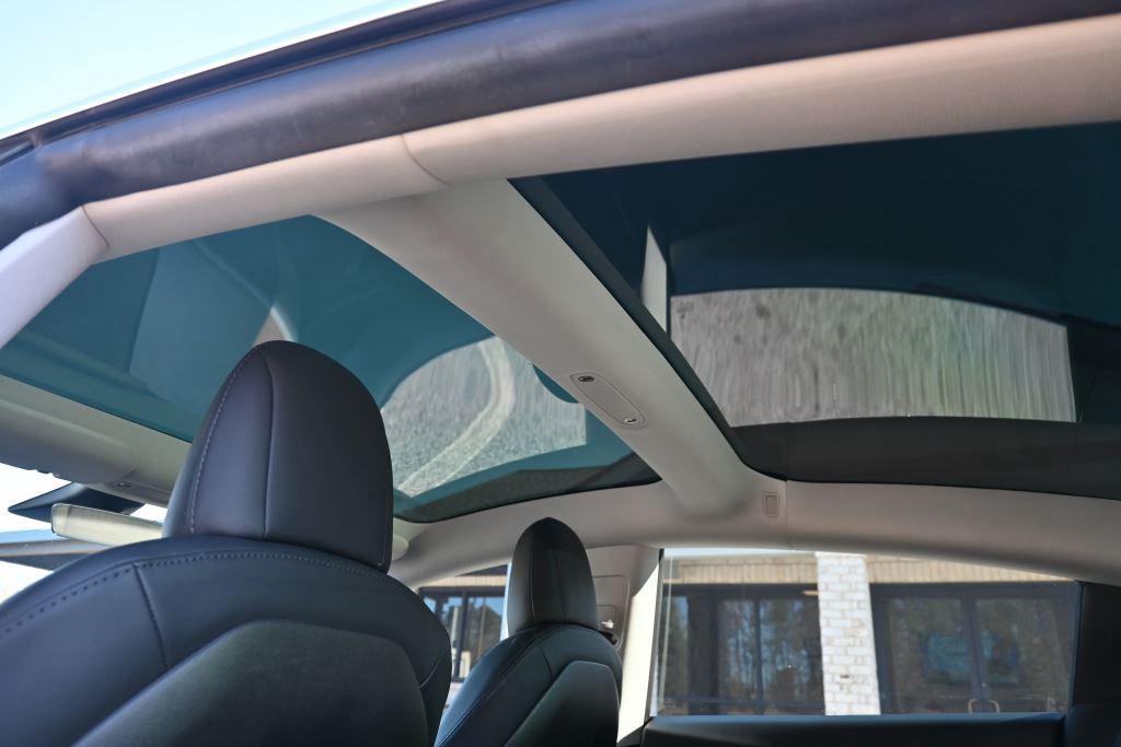 2020 Tesla Model 3 Base photo 4