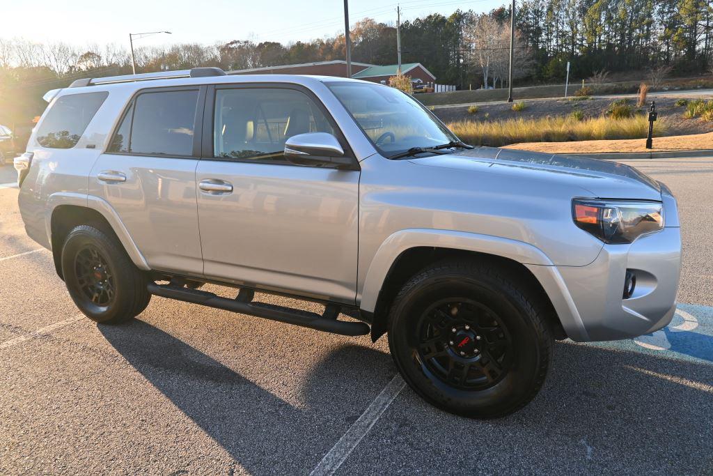 2023 Toyota 4Runner SR5 Premium photo 18