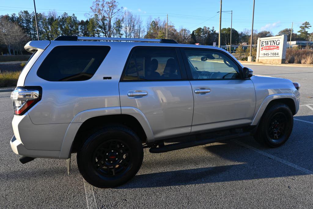 2023 Toyota 4Runner SR5 Premium photo 2