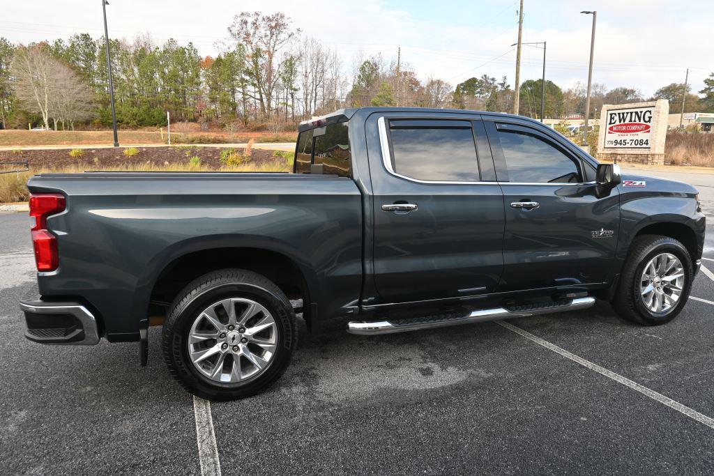 2020 Chevrolet Silverado 1500 LTZ photo 2