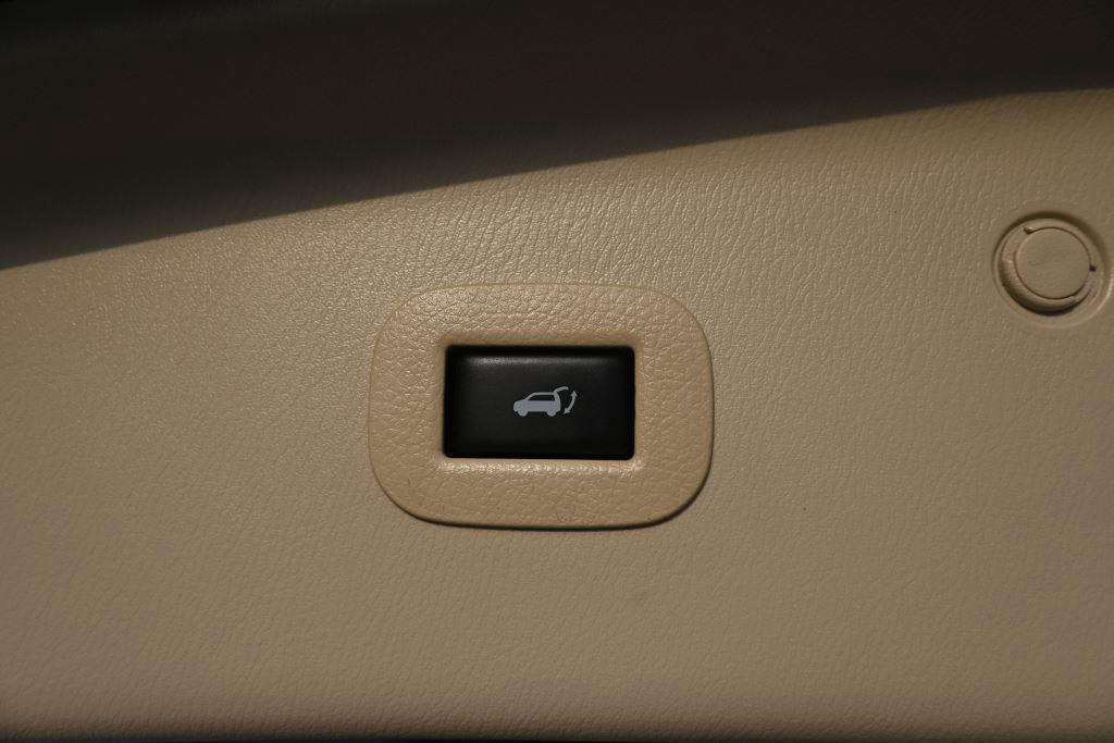 2014 INFINITI QX80 Base photo 15