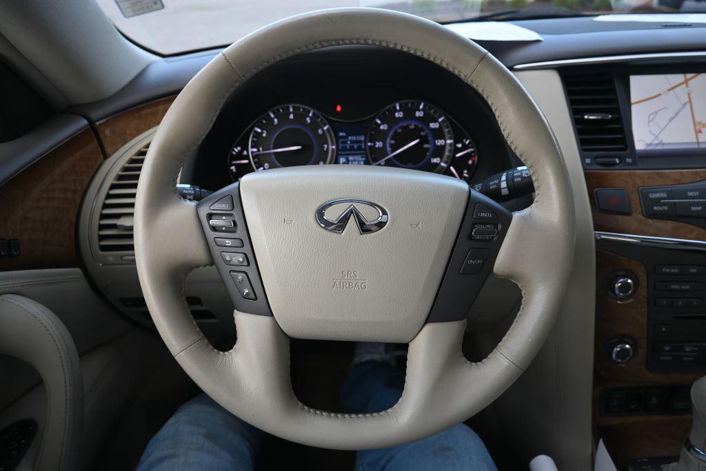 2014 INFINITI QX80 Base photo 6