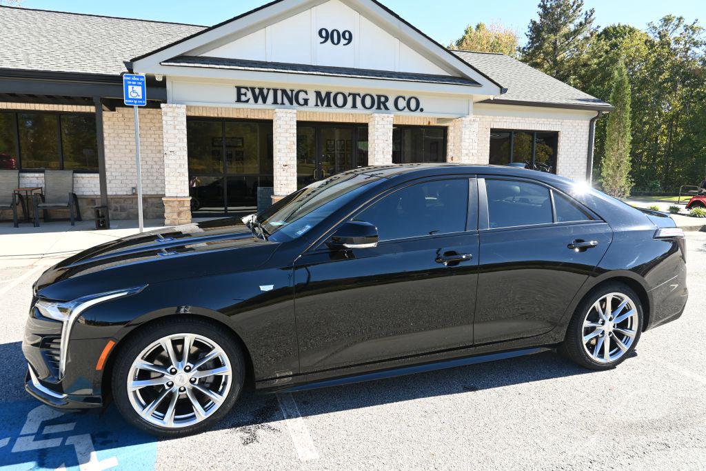 2022 Cadillac CT4 Sport