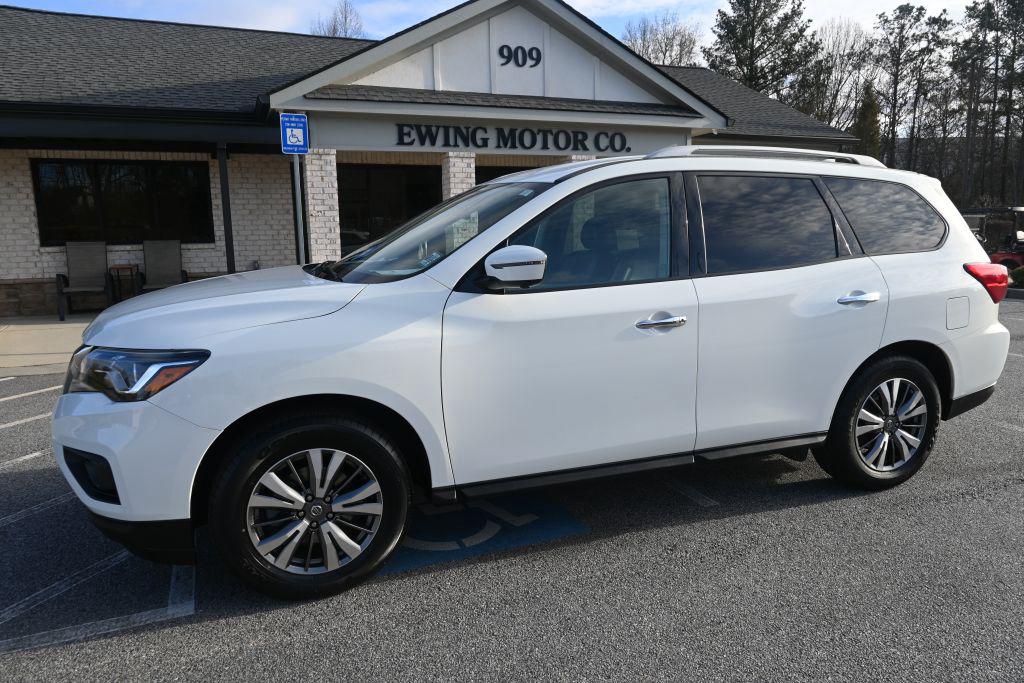 2020 Nissan Pathfinder SL