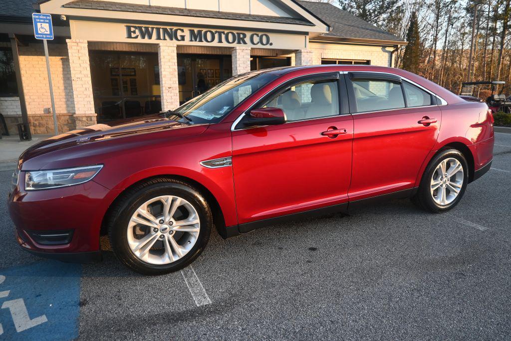 2016 Ford Taurus SEL