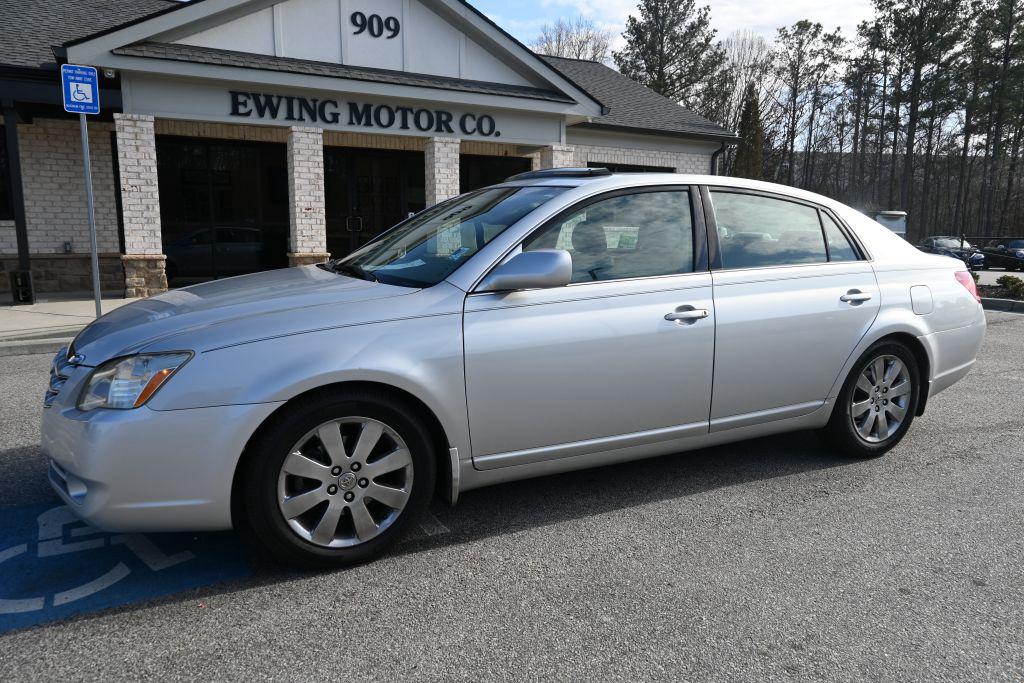 2005 Toyota Avalon XL