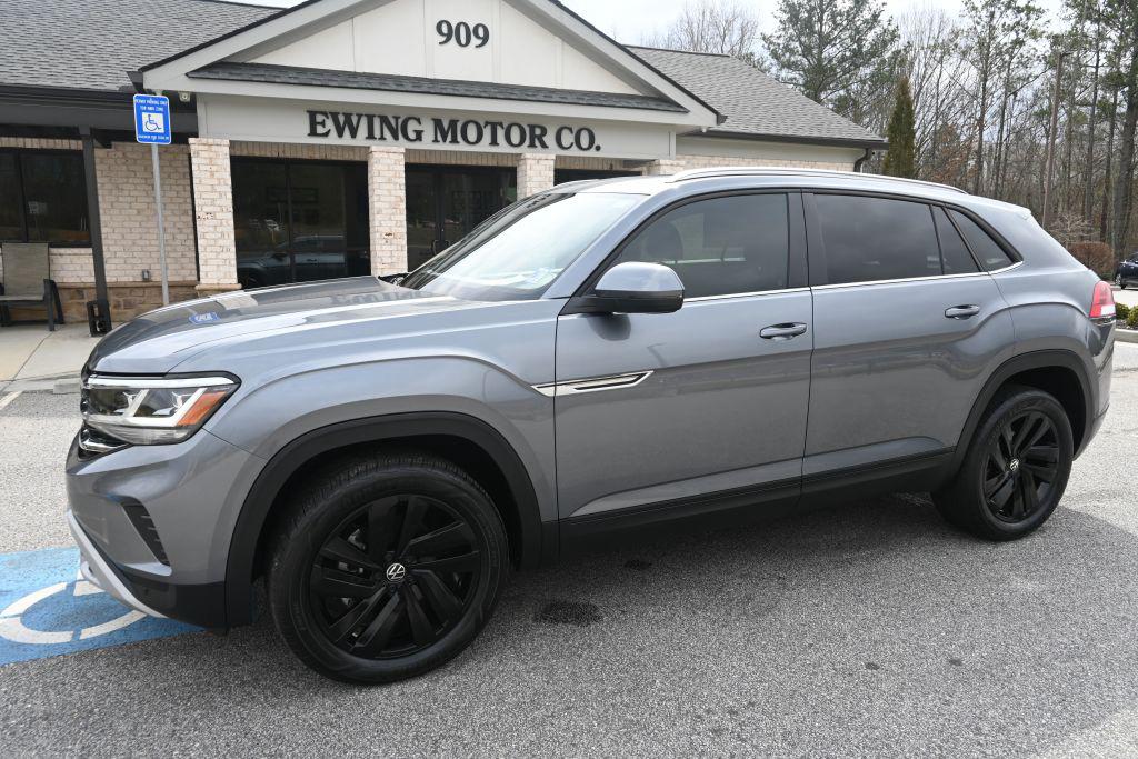 2023 Volkswagen Atlas Cross Sport SE w/Tech