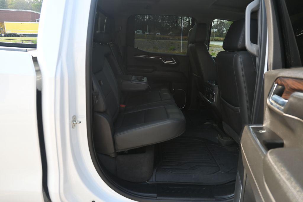 2022 GMC Sierra 1500 SLT - Photo 13