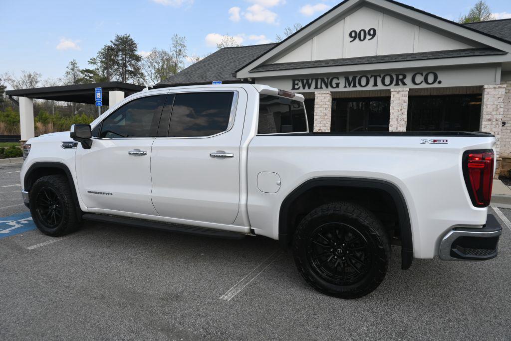 2022 GMC Sierra 1500 SLT - Photo 18