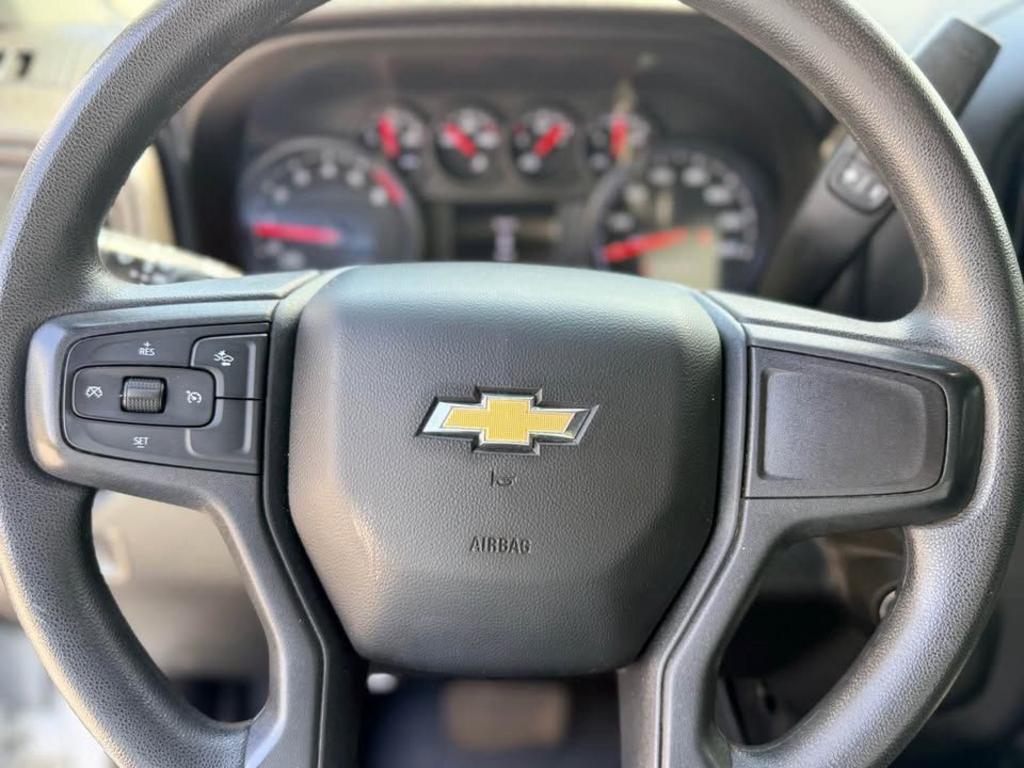 2024 Chevrolet Silverado 2500HD Custom - Photo 6