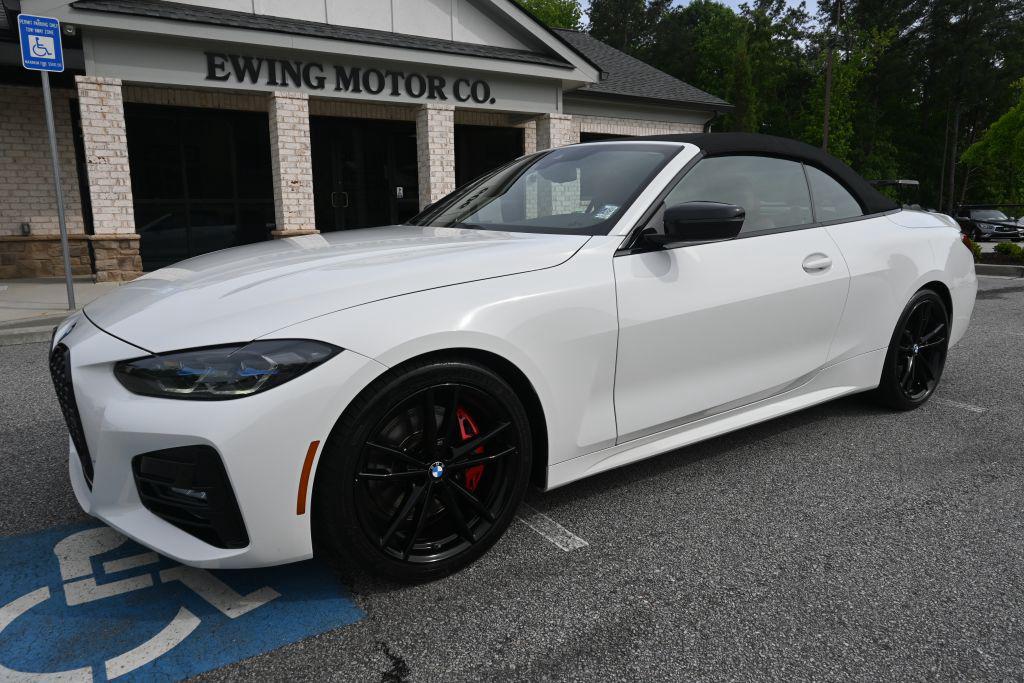 2022 BMW 4 Series 430i Convertible's photo