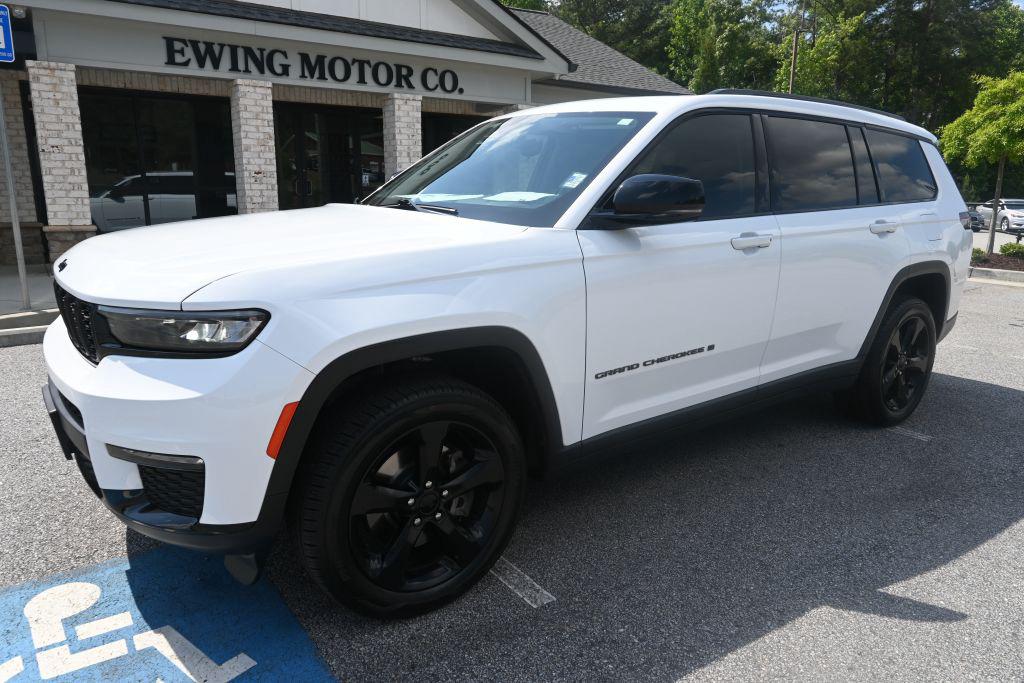 2023 Jeep Grand Cherokee L Limited's photo
