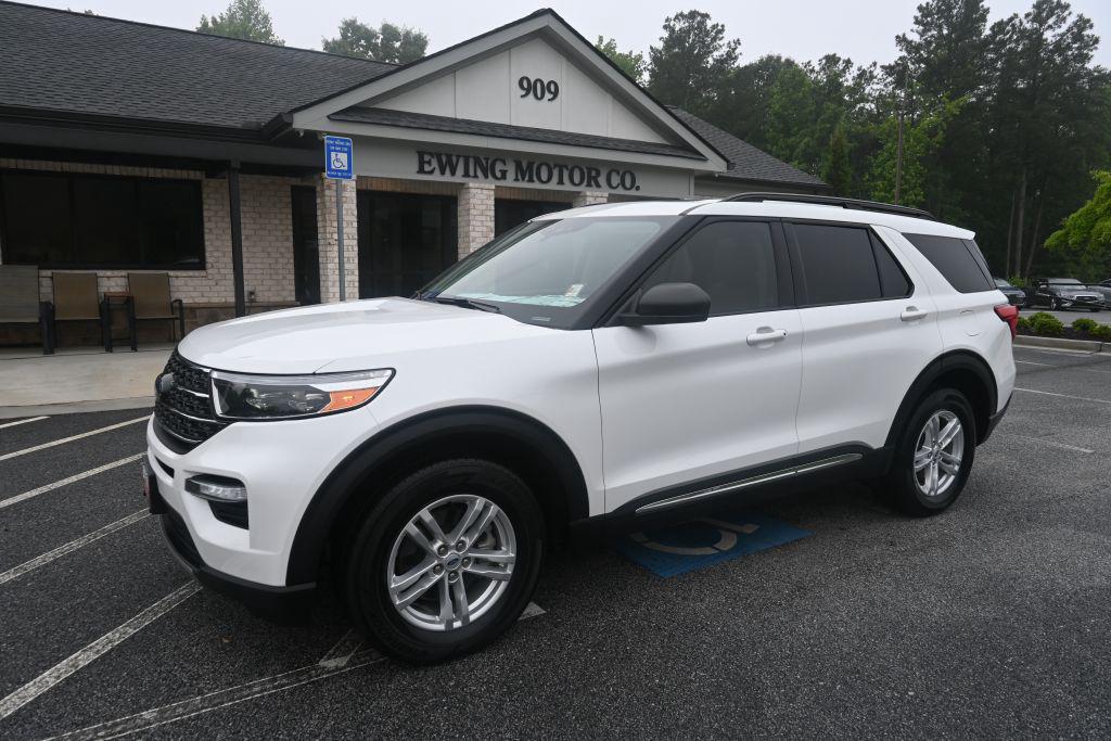 2022 Ford Explorer XLT 4WD's photo