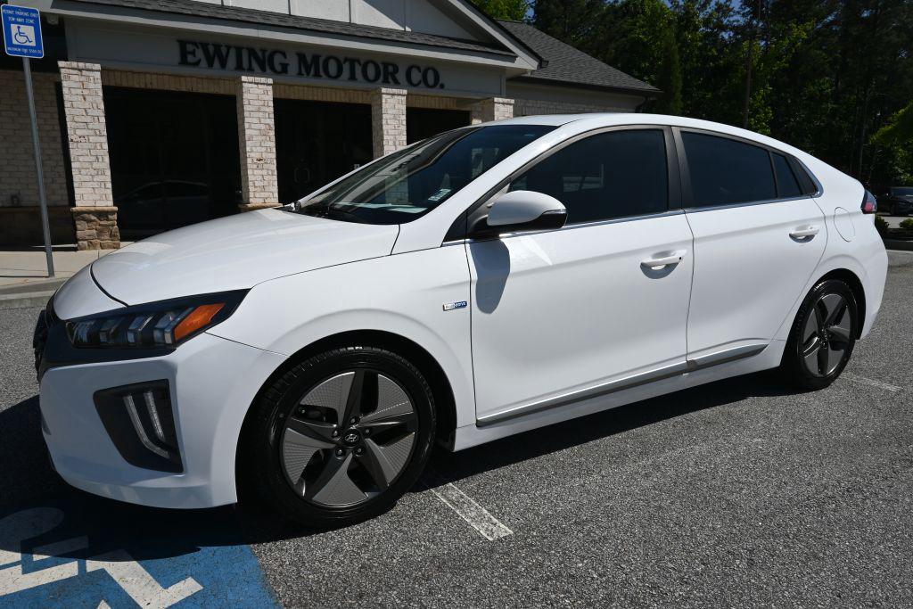 2020 Hyundai Ioniq 1.6 SEL Hybrid DCT's photo