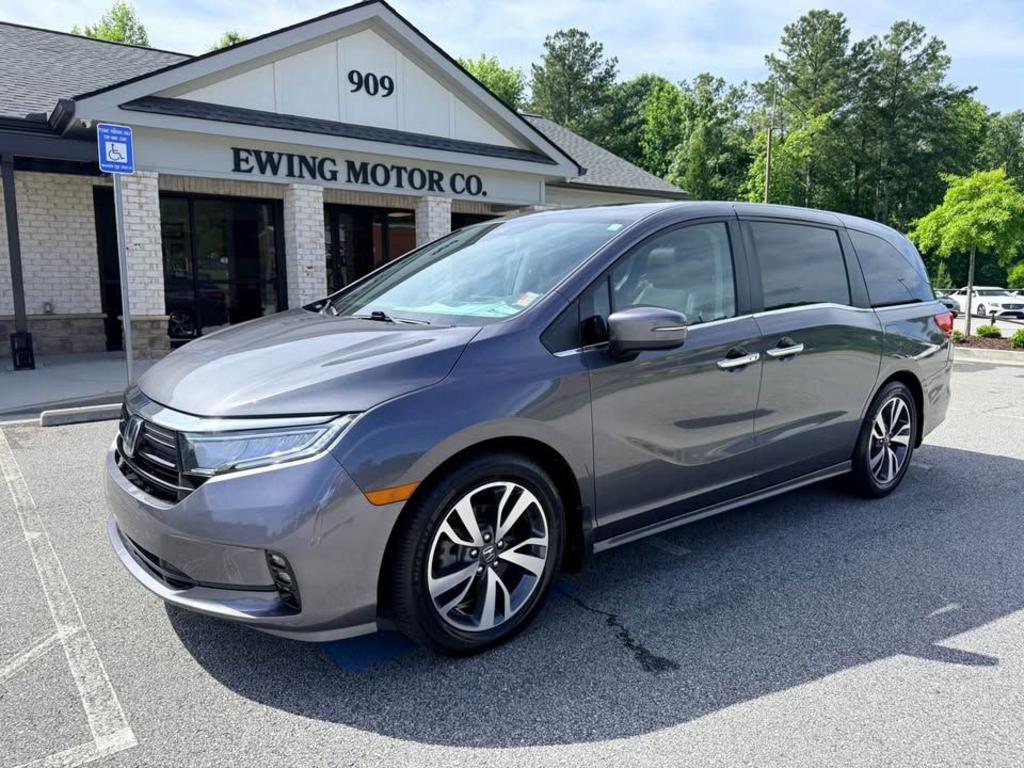 2022 Honda Odyssey Touring's photo