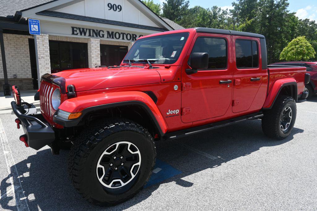 2020 Jeep Gladiator Overland's photo
