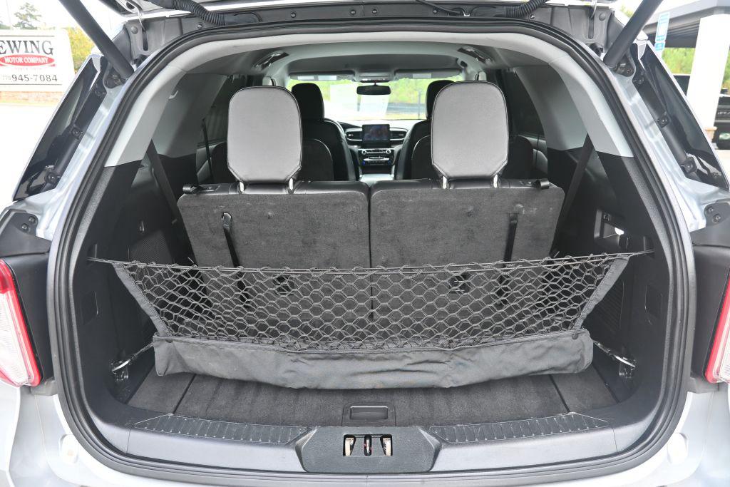Ford Explorer photo 13