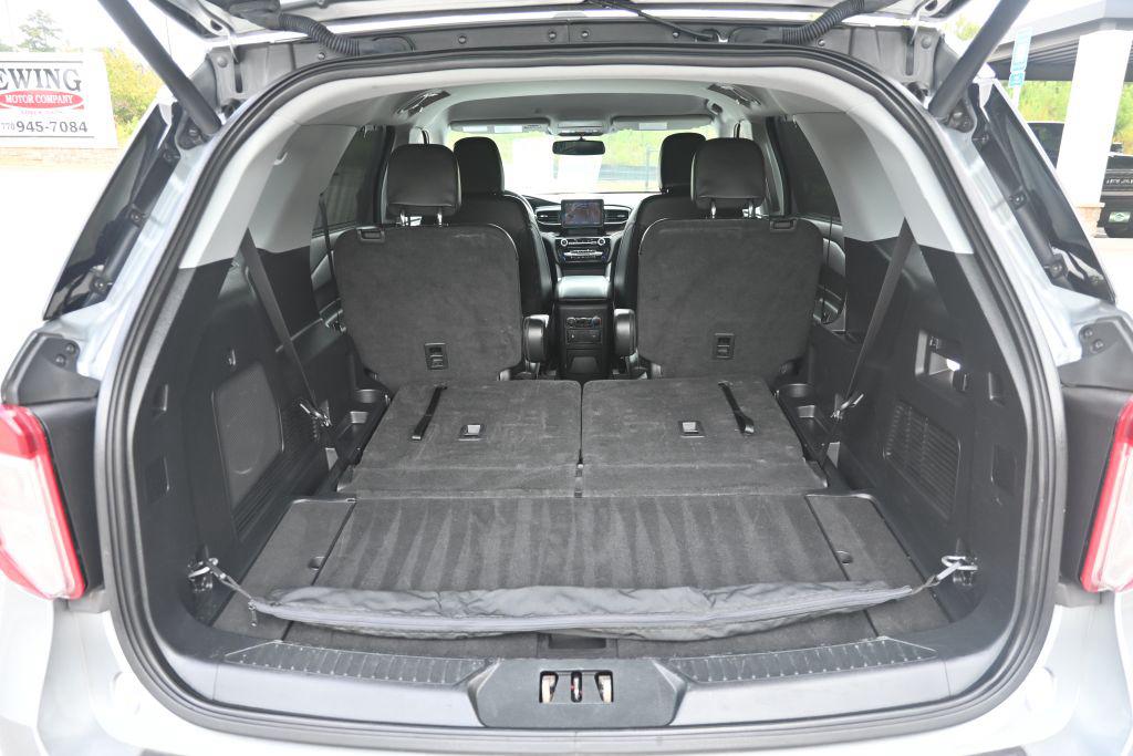 Ford Explorer photo 14