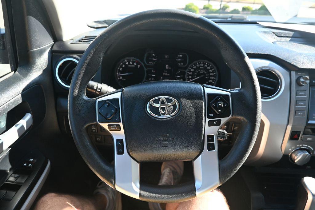 Toyota Tundra photo 6