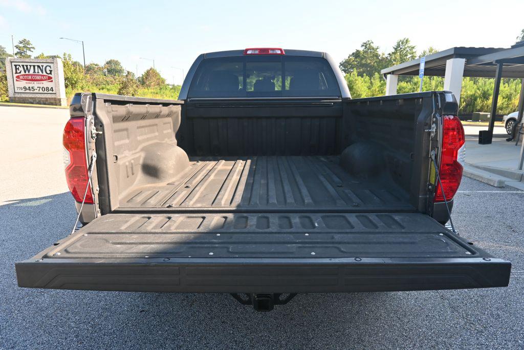 Toyota Tundra photo 10