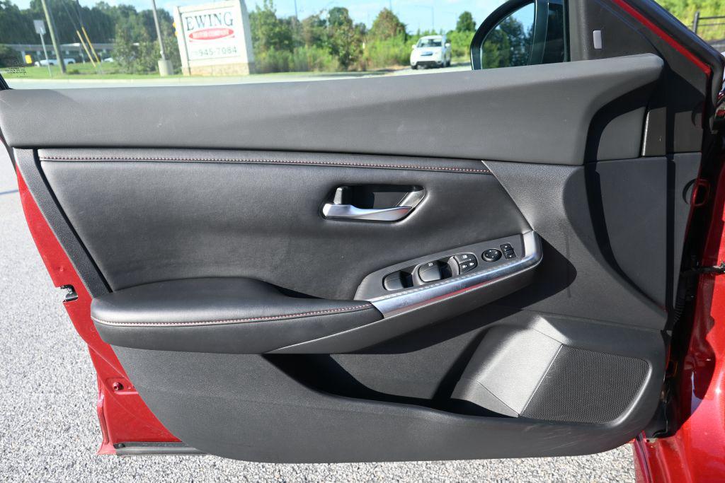 Nissan Sentra photo 5