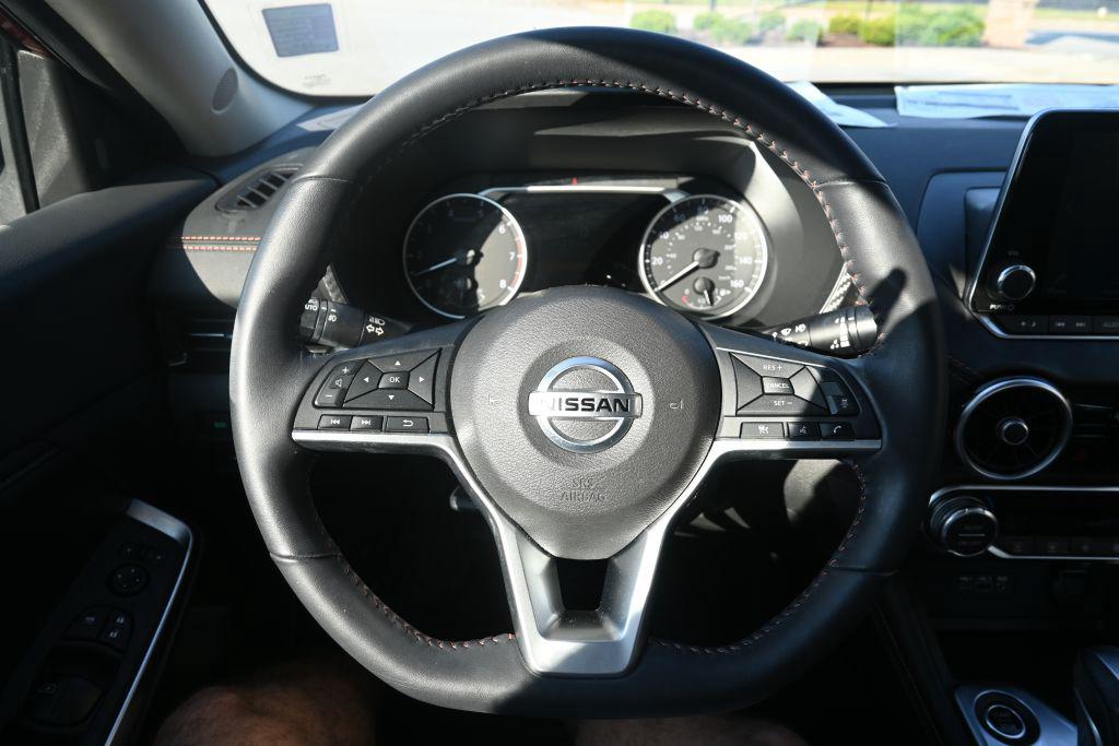 Nissan Sentra photo 6