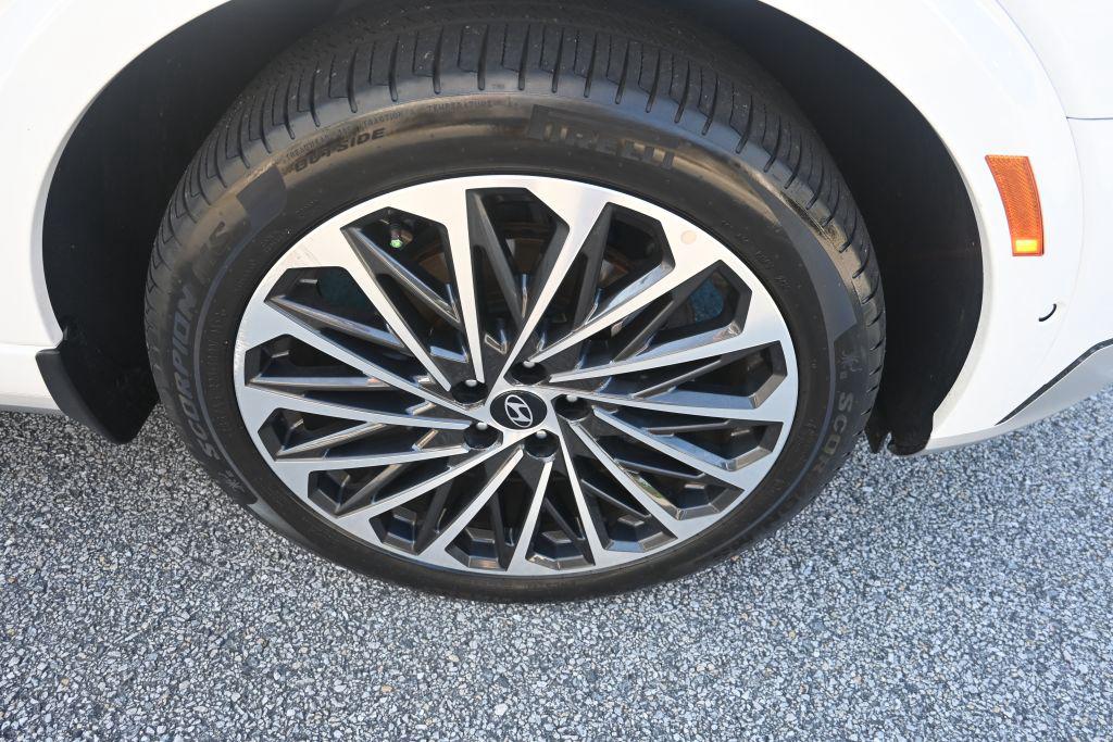 Hyundai Palisade Calligraphy 7 Passenger FWD photo 24
