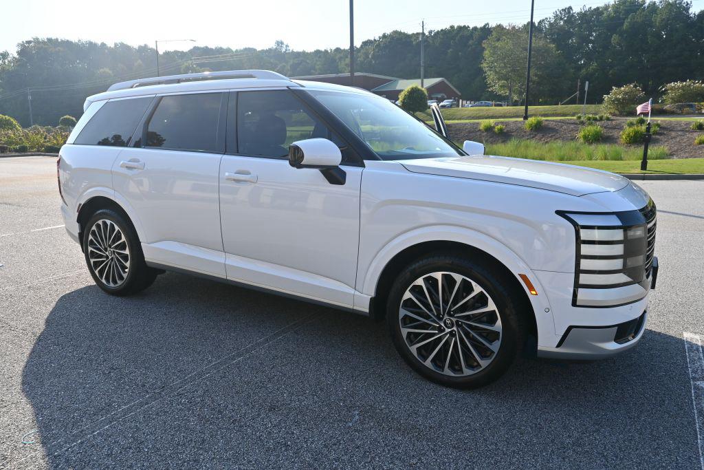 Hyundai Palisade Calligraphy 7 Passenger FWD photo 17