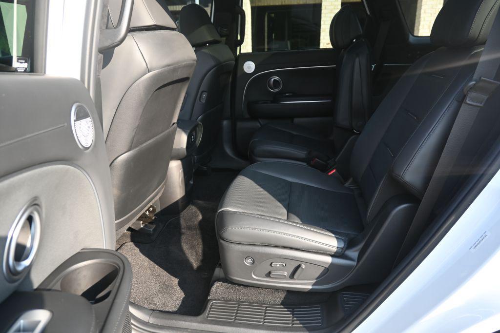 Hyundai Palisade Calligraphy 7 Passenger FWD photo 11