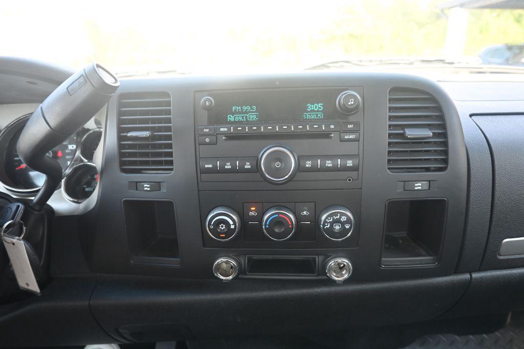 Chevrolet Silverado 1500  Lt photo 6