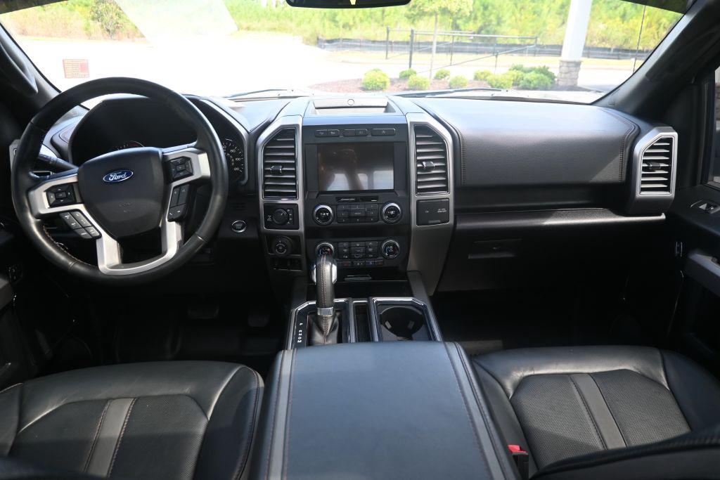 Ford F-150 photo 3