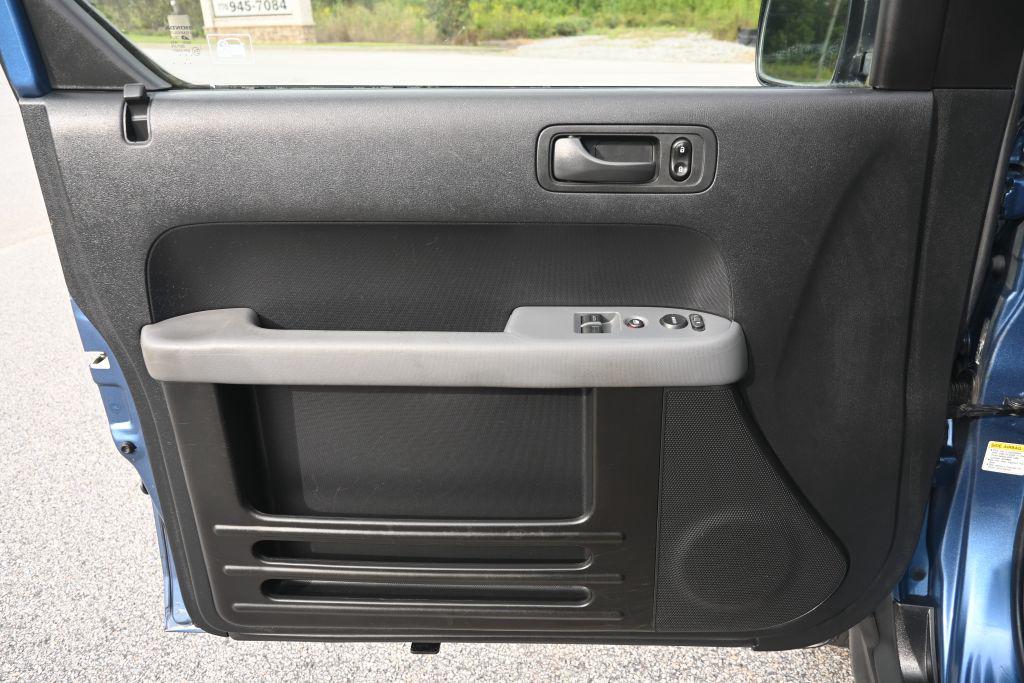 Honda Element photo 5