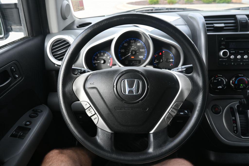 Honda Element photo 6