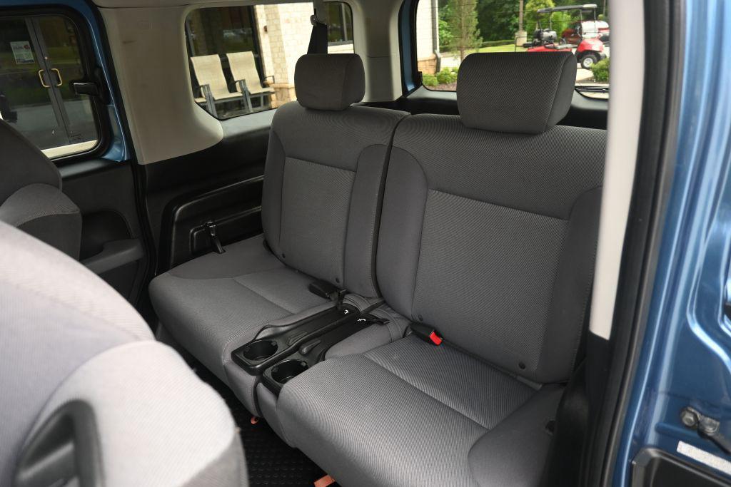 Honda Element photo 8