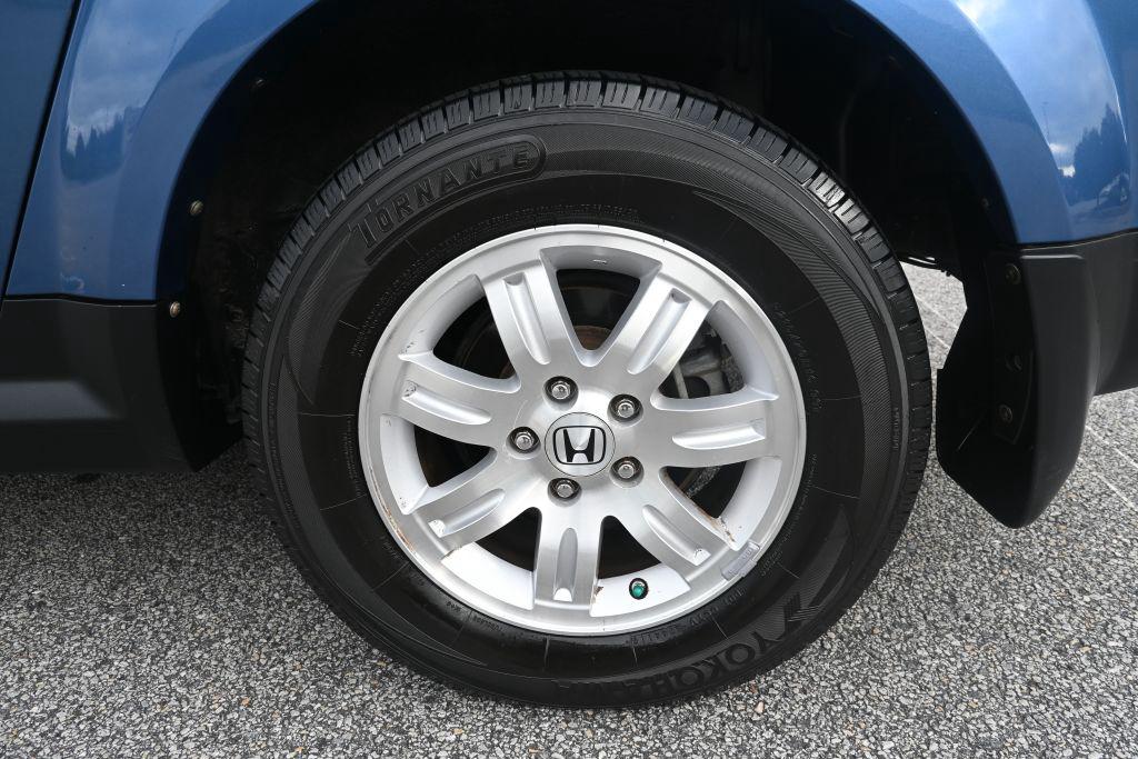 Honda Element photo 17