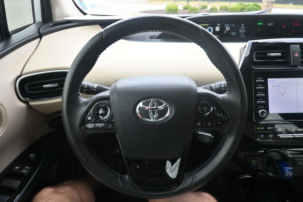 Toyota Prius photo 6
