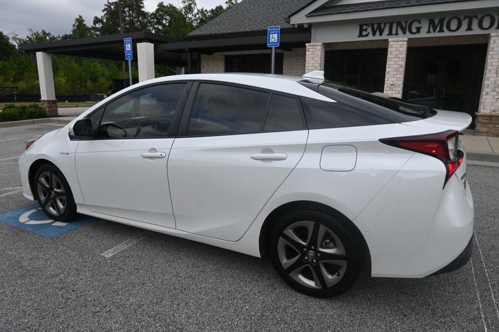 Toyota Prius photo 15