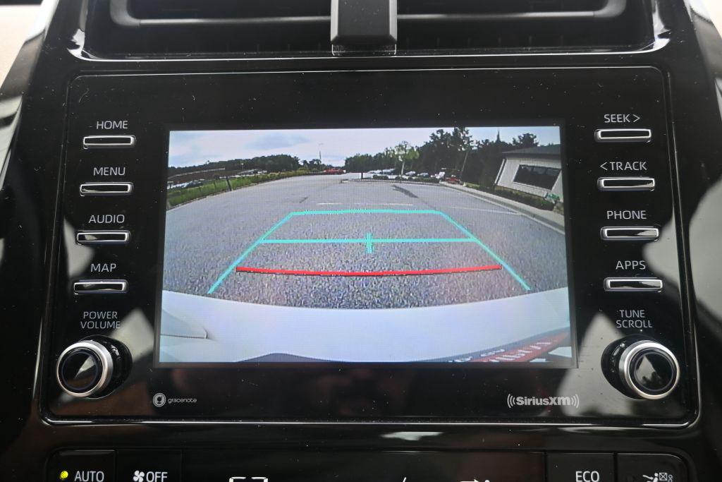 Toyota Prius photo 7