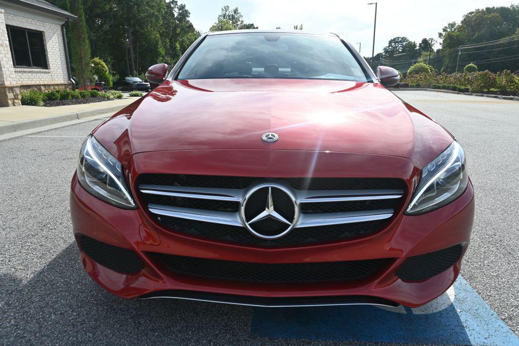 Mercedes-ben C-Class photo 17