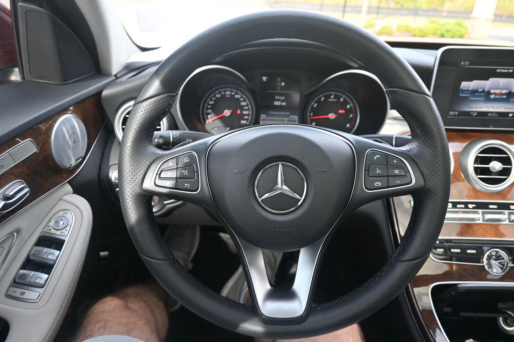 Mercedes-ben C-Class photo 7