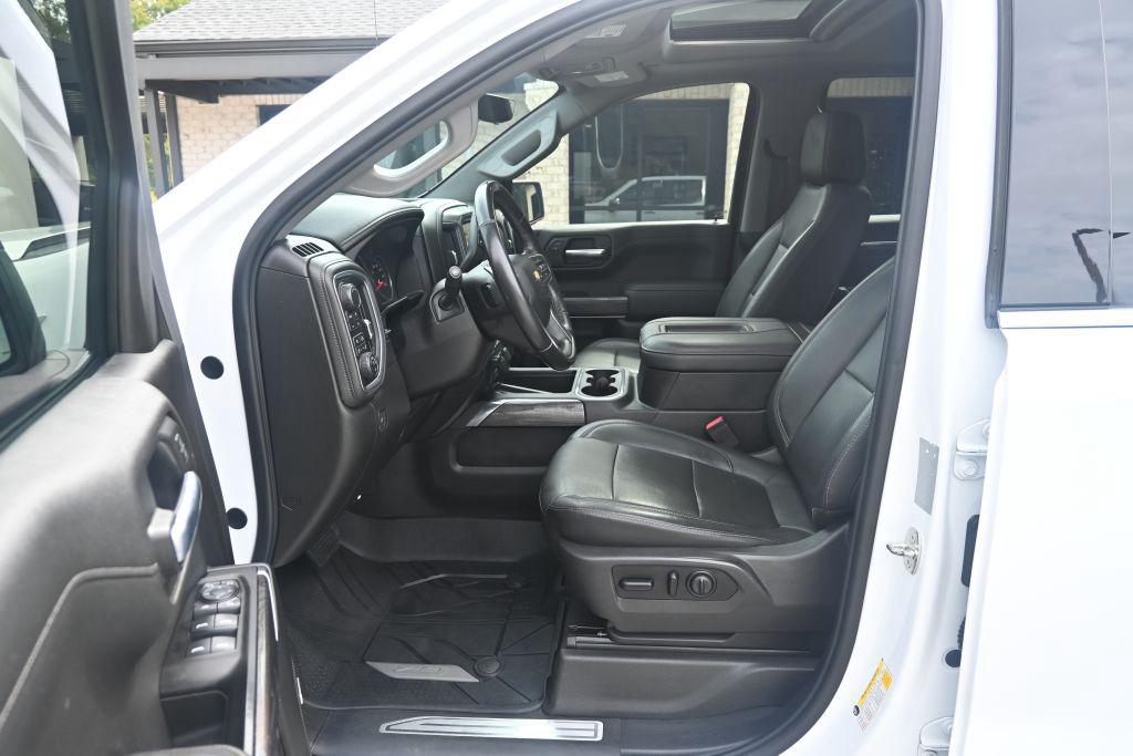 Chevrolet Silverado photo 5