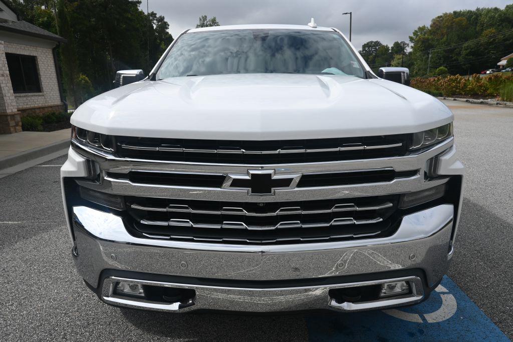 Chevrolet Silverado photo 18
