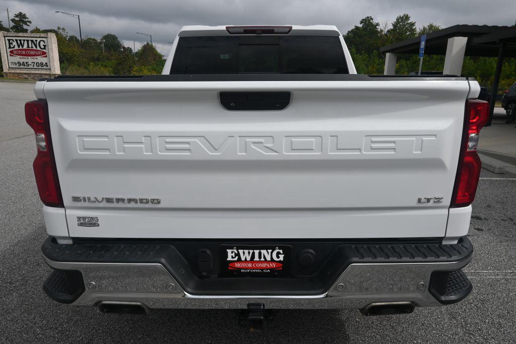 Chevrolet Silverado photo 20