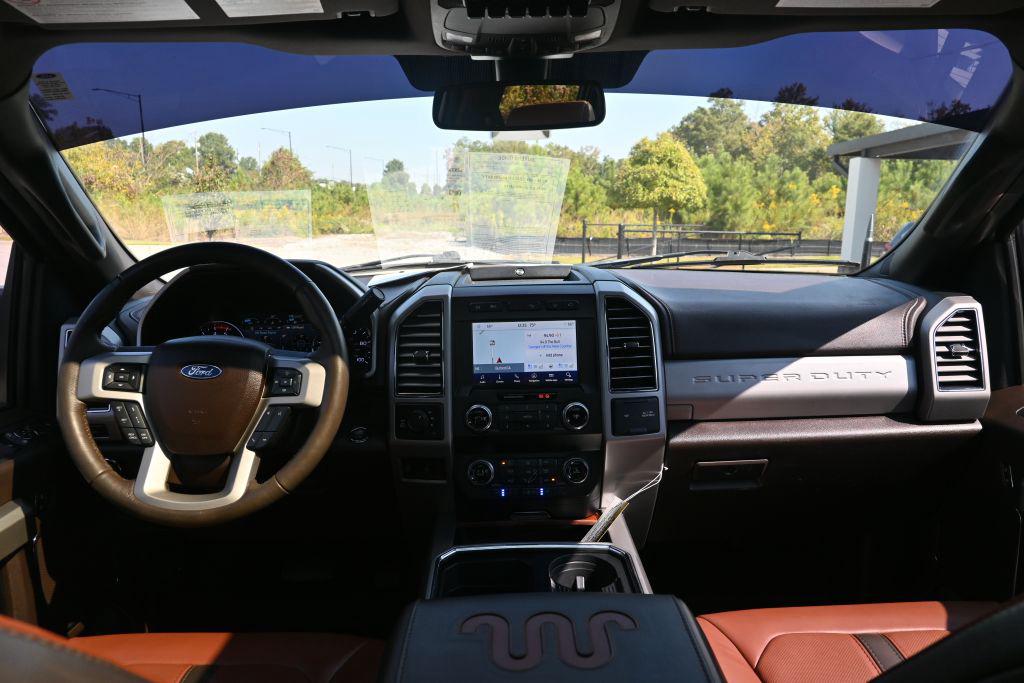 Ford F-250SD photo 3