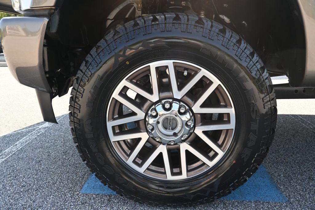 Ford F-250SD photo 21