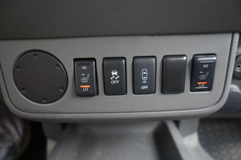 Nissan Frontier photo 9