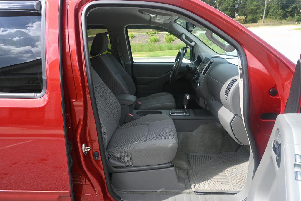 Nissan Frontier photo 12