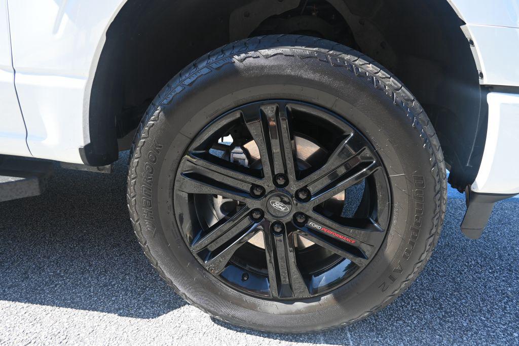 Ford F-150 photo 23