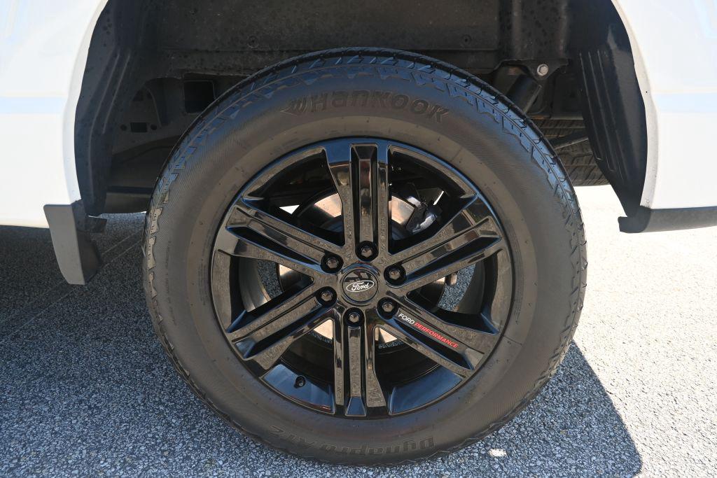 Ford F-150 photo 21