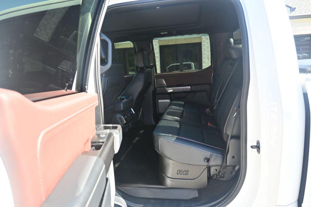 Ford F-150 photo 12